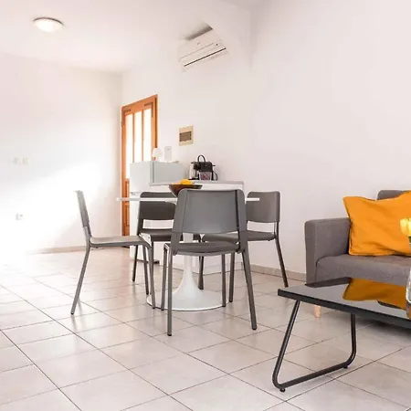 In With Two-bedrooms 1 Apartment Silo (Krk)