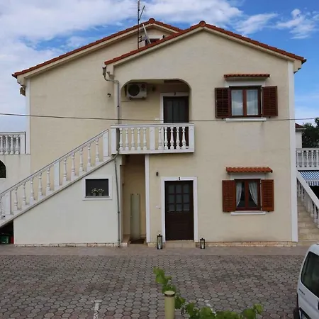In With Two-bedrooms 1 Apartment Silo (Krk)
