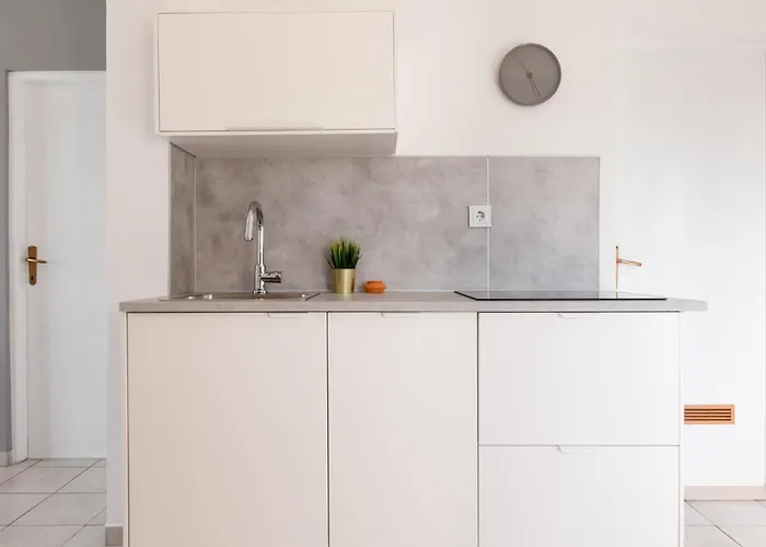 Daire In With Two-bedrooms 1 *